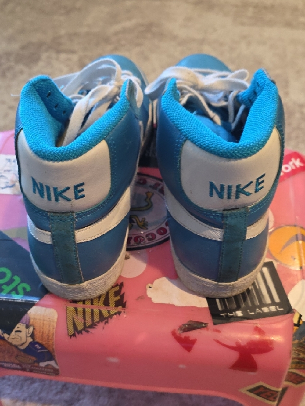 Nike Turquoise and White High-Top Sneakers - Picture 4 of 7